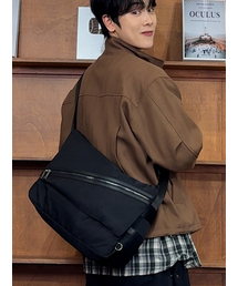 BEGIN202（ビギン202）の「[ハッピーガイジョンホ x ビギン202] ヴィンテージナイロンメッセンジャーバッグ（メッセンジャーバッグ）」