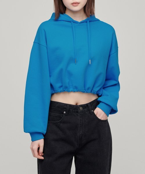 MUSINSA STANDARD WOMAN（ムシンサスタンダードウーマン）の「ウィメンズクロップフードパーカースウェットシャツ[サーフブルー]（パーカー・レディース・その他・LARGE/MEDIUM/SMALL/X-SMALL）」の2枚目の写真