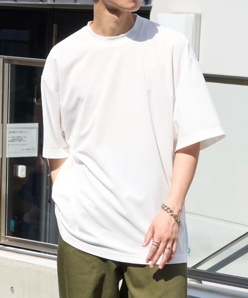 MAISON CLUB(メゾンクラブ)の「【MAISON CLUB】Over Size Dry Tee / オーバーサイズドライTee 速乾 ジムウェア ランニング ラッシュガード代わりにも(Tシャツ/カットソー・メンズ・ブラック/ホワイト・L/M)」の16枚目の写真