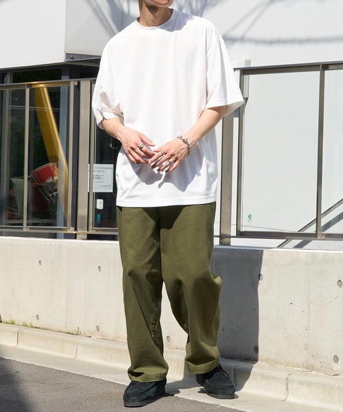MAISON CLUB(メゾンクラブ)の「【MAISON CLUB】Over Size Dry Tee / オーバーサイズドライTee 速乾 ジムウェア ランニング ラッシュガード代わりにも(Tシャツ/カットソー・メンズ・ブラック/ホワイト・L/M)」の11枚目の写真