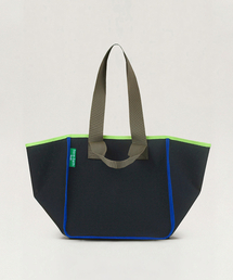TUO（トゥオ）の「SHOPPER BAG_BLACK（ショルダーバッグ）」