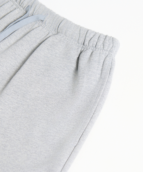 TEN PAST SEVEN(テン ファスト セブン)の「ロゴスウェットショーツ - グレー(その他パンツ・メンズ・その他・SMALL/MEDIUM/LARGE)」の4枚目の写真