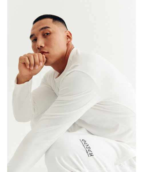 GOZER（ゴーザー）の「UNDER BOODLE ROUND LONG SLEEVES_WHITE（Tシャツ/カットソー・メンズ・ホワイト・MEDIUM/LARGE/X-LARGE/XX-LARGE）」の5枚目の写真
