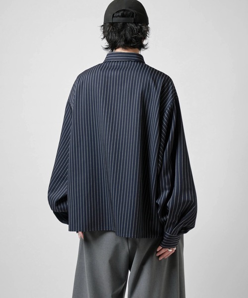 Lui's(ルイス)の「【Neucon/ニューコン】BALLOON SLEEVE STRIPE OVER SHIRT / バルーンスリーブストライプオーバーシャツ(シャツ/ブラウス・メンズ・ネイビー/ホワイト/ブラック・1/2)」の5枚目の写真