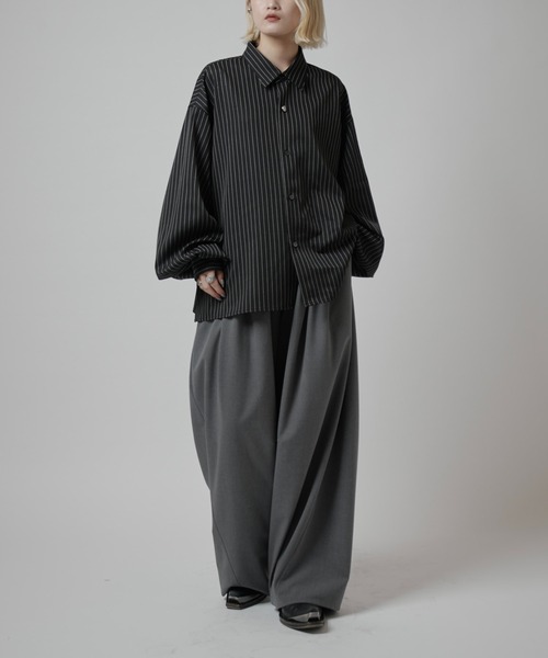Lui's(ルイス)の「【Neucon】BALLOON SLEEVE STRIPE OVER SHIRT / バルーンスリーブストライプオーバーシャツ(シャツ/ブラウス・メンズ・ネイビー/ホワイト/ブラック・1/2)」の22枚目の写真