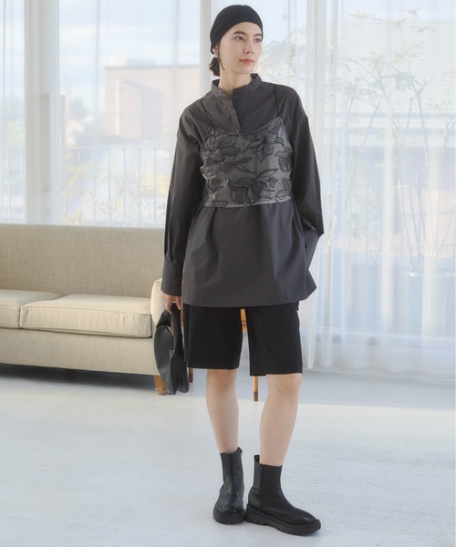 ANGIE（アンジー）の「チュール シアー フラワー刺繍 ビスチェ（キャミソール・レディース・ライトベージュ/ブラック・FREE）」の4枚目の写真