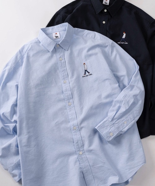 Red Cap Girl（レッドキャプガール）の「【70】【RCG/レッドキャップガール】ワンポイント刺繍 無地 オックスシャツ/メンズ/レディース/ユニセックス（シャツ/ブラウス・メンズ・イエロー/ピンク/サックスブルー/グリーン/ネイビー/ホワイト・M/L/XL）」の4枚目の写真