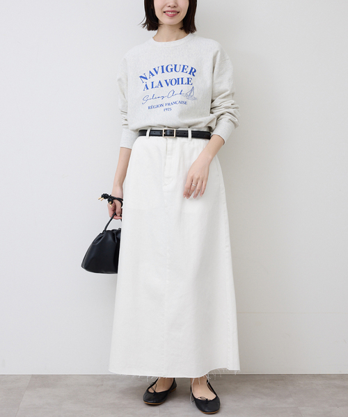 SLOBE IENA(スローブイエナ)の「LE DENIM BOXY TUCK デニムスカート(デニムスカート・レディース・ネイビー/ホワイト・38/36)」の9枚目の写真