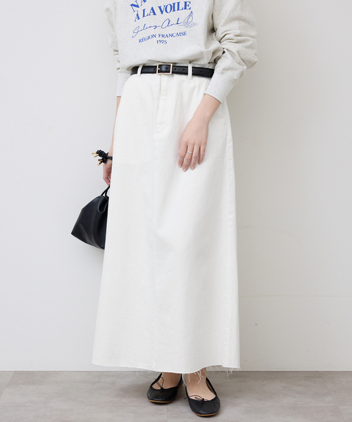 SLOBE IENA(スローブイエナ)の「LE DENIM BOXY TUCK デニムスカート(デニムスカート・レディース・ネイビー/ホワイト・38/36)」の12枚目の写真