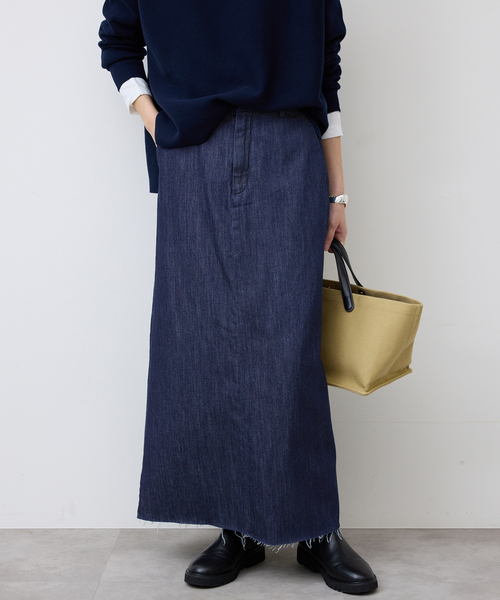 SLOBE IENA(スローブイエナ)の「LE DENIM BOXY TUCK デニムスカート(デニムスカート・レディース・ネイビー/ホワイト・38/36)」の21枚目の写真