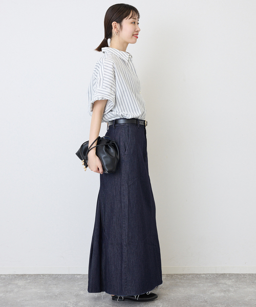 SLOBE IENA（スローブイエナ）の「LE DENIM BOXY TUCK デニムスカート（デニムスカート・レディース・ネイビー/ホワイト・38/36）」の9枚目の写真