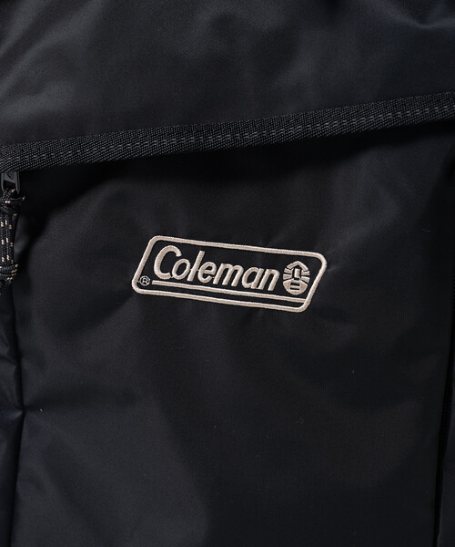 FREAK'S STORE（フリークスストア）の「Coleman × FREAK'S STORE/コールマン 別注 WALKER 25L/別注 ウォーカー/バックパック/A4サイズ収納可能/ノートPC収納可能/ママバッグ/通勤通学（バックパック/リュック・レディース・ブラック・ONE SIZE）」の15枚目の写真