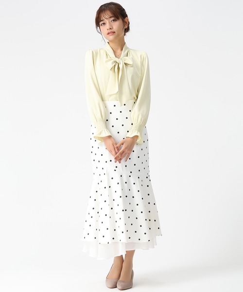 MISCH MASCH（ミッシュマッシュ）の「2026春夏新作 裾シアーマーメイドスカート（スカート・レディース・グレー/ブルー/ホワイト×ブラック・M/S）」の4枚目の写真