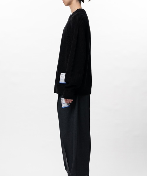 In・stru(men-tal).(インストルメンタル)の「Cotton High Density Knit Sweater(Tシャツ/カットソー・メンズ・ダークグレー/ブラック/ライトグレー・44/48/46)」の7枚目の写真