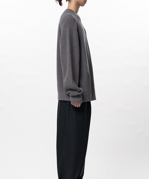 In・stru(men-tal).(インストルメンタル)の「Cotton High Density Knit Sweater(Tシャツ/カットソー・メンズ・ダークグレー/ブラック/ライトグレー・44/48/46)」の10枚目の写真