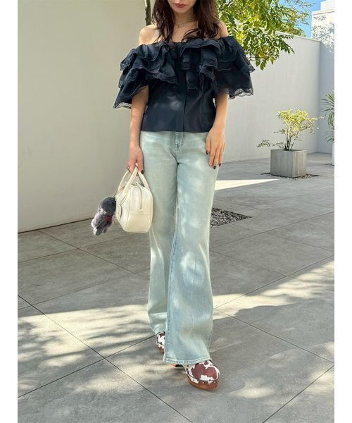 LILY BROWN（リリーブラウン）の「【WEB限定00サイズ】ストレッチセミフレアデニムパンツ（デニムパンツ・レディース・ライトブルー/ブルー/インディゴブルー・0/1）」の22枚目の写真