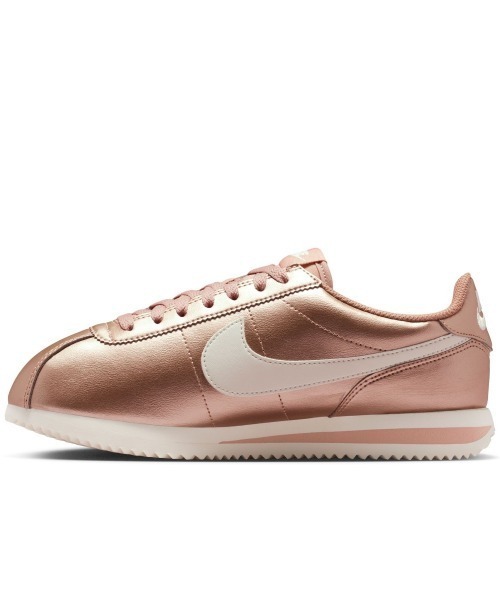 NIKE(ナイキ)の「NIKE Cortez(ナイキ ウィメンズ コルテッツ)(スニーカー・レディース・ピンク系・23cm/23.5cm/24cm/24.5cm)」の3枚目の写真