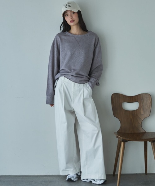 Doux archives(ドゥアルシーヴ)の「ボートネックラメ裏毛長袖プルオーバー(スウェット・レディース・ピンク/オフホワイト/グレー・FREE)」の7枚目の写真