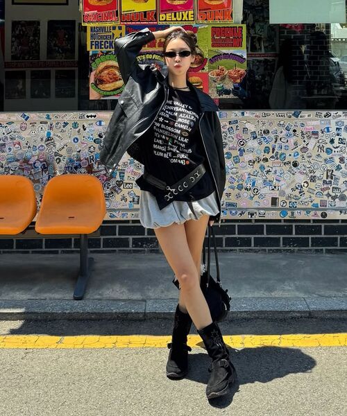 DOFFSEPT(ドフセプト)の「黒のブルーミングTシャツ(Tシャツ/カットソー・レディース・その他・FREE)」の7枚目の写真