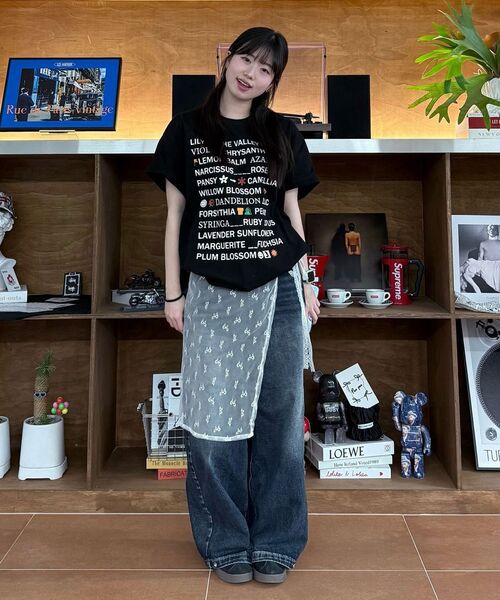 DOFFSEPT(ドフセプト)の「黒のブルーミングTシャツ(Tシャツ/カットソー・レディース・その他・FREE)」の12枚目の写真