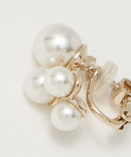 green label relaxing(グリーンレーベルリラクシング)の「4ランダム イヤリング(イヤリング・レディース・オフホワイト・FREE)」の7枚目の写真