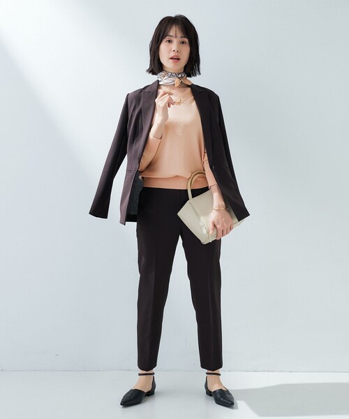 INDIVI（インディヴィ）の「【シルク混】きれいめVネックニット（ニット/セーター・レディース・ボルドー/ブラック/オフホワイト/ワイン系2・38/15 /13/05/19）」の20枚目の写真
