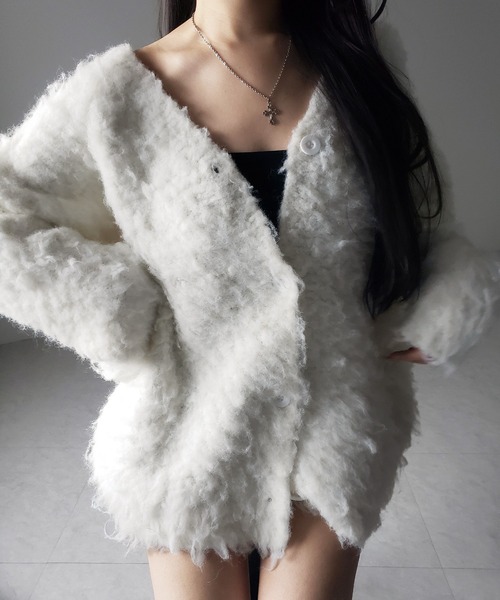 me+em select(ミームセレクト)の「【 2color 】シャギーニットビッグカーディガンミニワンピース / shaggy knit big cardigan mini onepiece ※※(カーディガン/ボレロ・レディース・ホワイト/ブラック・FREE)」の7枚目の写真