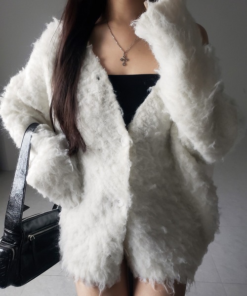 me+em select(ミームセレクト)の「【 2color 】シャギーニットビッグカーディガンミニワンピース / shaggy knit big cardigan mini onepiece ※※(カーディガン/ボレロ・レディース・ホワイト/ブラック・FREE)」の9枚目の写真