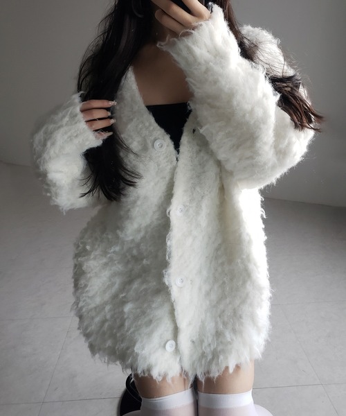 me+em select(ミームセレクト)の「【 2color 】シャギーニットビッグカーディガンミニワンピース / shaggy knit big cardigan mini onepiece ※※(カーディガン/ボレロ・レディース・ホワイト/ブラック・FREE)」の17枚目の写真