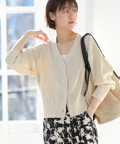 JOURNAL STANDARD relume（ジャーナルスタンダード　レリューム）の「リネンコットンVカーディガン（カーディガン/ボレロ・レディース・アイボリー/グリーン/ネイビー・FREE）」の2枚目の写真