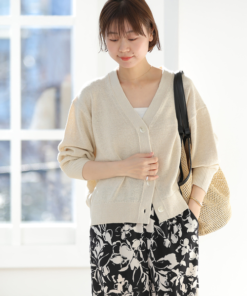 JOURNAL STANDARD relume（ジャーナルスタンダード　レリューム）の「リネンコットンVカーディガン（カーディガン/ボレロ・レディース・アイボリー/グリーン/ネイビー・FREE）」の6枚目の写真