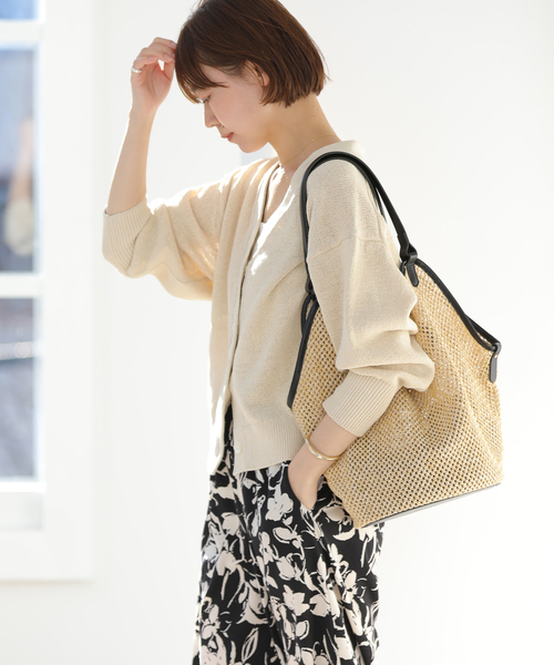 JOURNAL STANDARD relume（ジャーナルスタンダード　レリューム）の「リネンコットンVカーディガン（カーディガン/ボレロ・レディース・アイボリー/グリーン/ネイビー・FREE）」の8枚目の写真