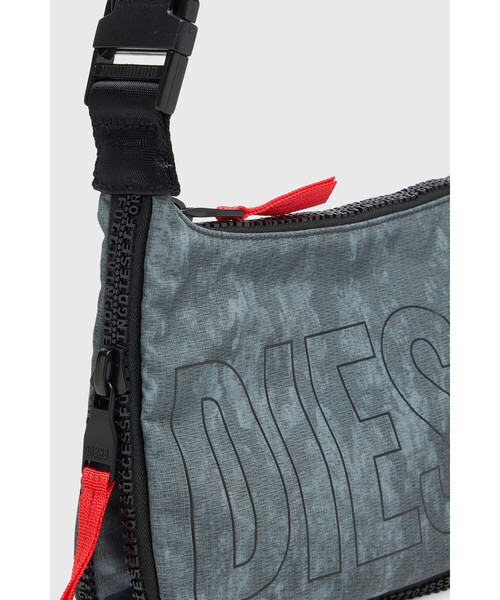 DIESEL(ディーゼル)の「メンズ クロスボディバッグ ZIP-D CROSSBODY BAG X(ボディバッグ/ウエストポーチ・メンズ・ダークインディゴブルー・FREE)」の8枚目の写真