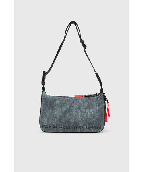 DIESEL(ディーゼル)の「メンズ クロスボディバッグ ZIP-D CROSSBODY BAG X(ボディバッグ/ウエストポーチ・メンズ・ダークインディゴブルー・FREE)」の9枚目の写真