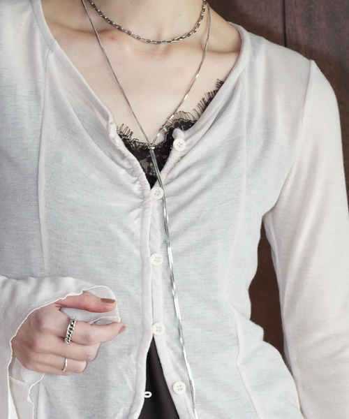 chuclla（チュクラ）の「シャーリングVネックフレアトップス chw26s087（Tシャツ/カットソー・レディース・グレー/アイボリー/ブラック・FREE）」の8枚目の写真