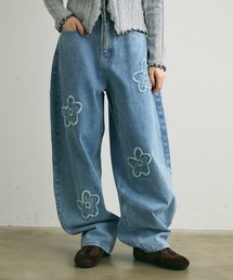 Crisp | 【ZOZO限定】フラワーモチーフカーブデニムパンツ(デニムパンツ)