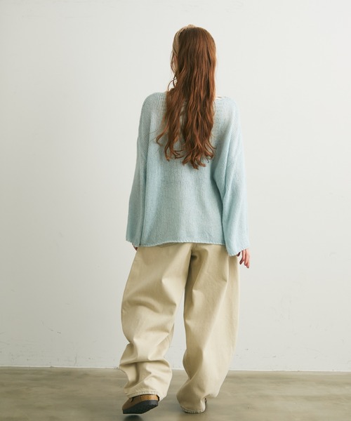 Crisp(クリスプ)の「フラワーモチーフカーブデニムパンツ(デニムパンツ・レディース・ブルー/アイボリー・FREE)」の16枚目の写真