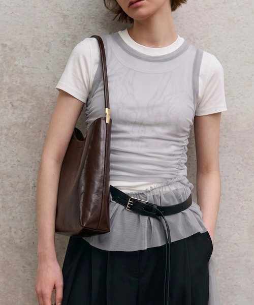 MAISON BREEZE(メゾンブリーズ)の「【MAISON BREEZE】ポーチ付きPUレザーワンハンドルトートバッグ KNF-YI ※(トートバッグ・レディース・モカ/ブラウン/ブラック・FREE)」の9枚目の写真
