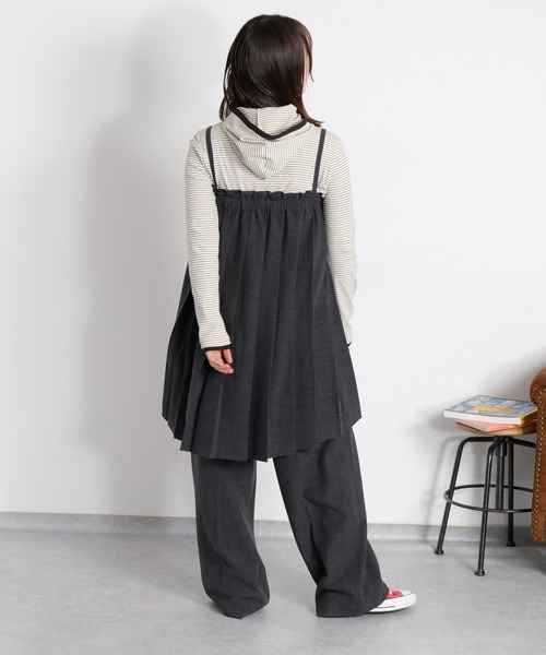 cepo（セポ）の「〈セットアップ対応〉2wayプリーツビスチェスカート（スカート・レディース・ベージュ/チャコール・M）」の5枚目の写真