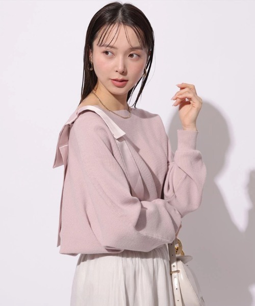 Mystrada(マイストラーダ)の「肩リボンドルマンニット(ニット/セーター・レディース・ピンク/グレイッシュブルー・38)」の4枚目の写真