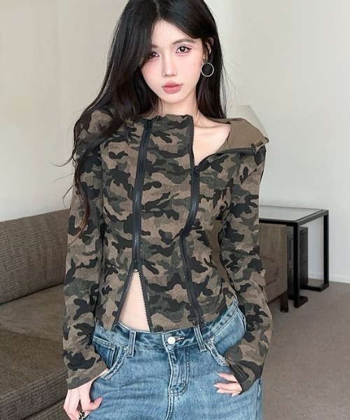 SHEENA(シーナ)の「ダブルファスナーデザインカモフラ柄フーディートップス(Tシャツ/カットソー・レディース・カーキ・M)」の10枚目の写真