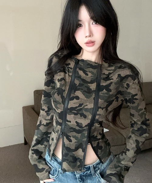 SHEENA(シーナ)の「ダブルファスナーデザインカモフラ柄フーディートップス(Tシャツ/カットソー・レディース・カーキ・M)」の11枚目の写真