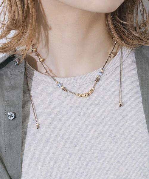 SMELLY（スメリー）の「マルチビーズコードチョーカー（チョーカー・レディース・ブラウン系その他・-）」の4枚目の写真