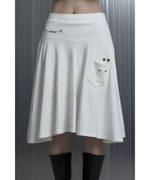 ETRE AU SOMMET(エトレオソメ)の「Silhouette Pocket Flare Midi Skirt (Ivory)(スカート・レディース・その他・1/2)」の1枚目の写真