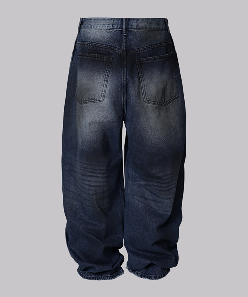 CORNERBLESS(コーナーブレス)の「QUILTED DIRTY DENIM PANTS(デニムパンツ・レディース・その他・MEDIUM/LARGE/SMALL)」の3枚目の写真