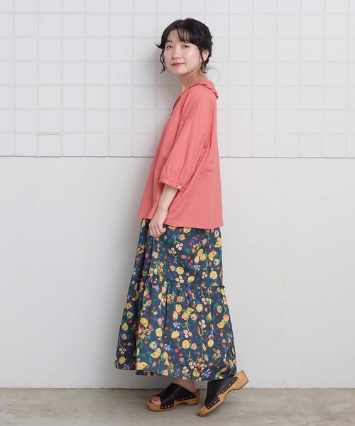 l'atelier du savon（アトリエドサボン）の「襟プリーツ綿麻ブラウス（シャツ/ブラウス・レディース・ブルー/ブラック/アイボリー/オレンジ・FREE）」の12枚目の写真