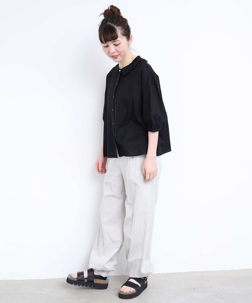 l'atelier du savon(アトリエドサボン)の「襟プリーツ綿麻ブラウス(シャツ/ブラウス・レディース・ブルー/ブラック/アイボリー/オレンジ・FREE)」の19枚目の写真