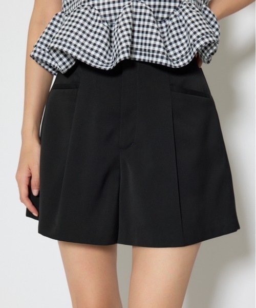 rienda(リエンダ)の「ベルト付きセンタープレスショートパンツ 春服(その他パンツ・レディース・ブラック/ブルー系その他3/ベージュ・X-SMALL/SMALL/MEDIUM)」の2枚目の写真