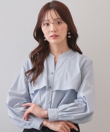 index（インデックス）の「フリルキーネックシャツ【洗濯機OK/イージーアイロン/防シワ】《XS～LL/7col》（シャツ/ブラウス）」