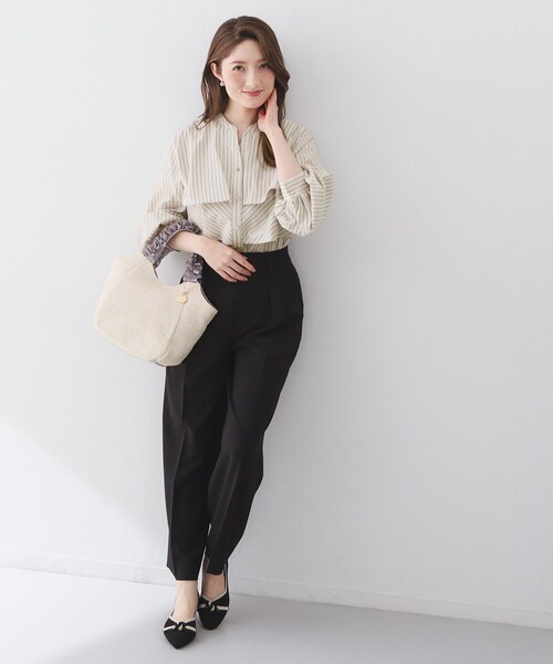 index(インデックス)の「フリルキーネックシャツ【洗濯機OK/イージーアイロン/防シワ】《XS~LL/7col》(シャツ/ブラウス・レディース・ベージュ系その他6/ピンク系3/サックスブルー系2/オフホワイト/ホワイト系9/ネイビー系5/ライトグリーン系・36/38/40/34/42)」の14枚目の写真